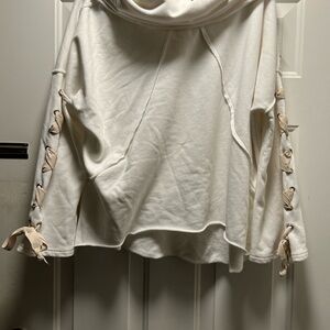 Pol White with Lace-Up Sleeves